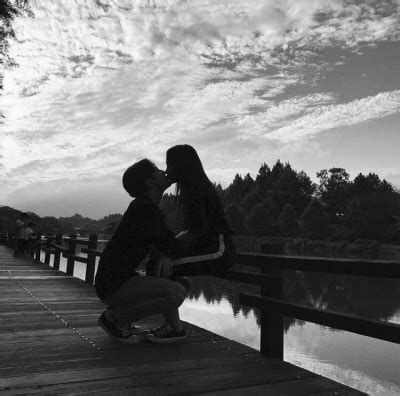 Ana ekran fotoğrafı yapacağınız mükemmel fotoğraflar sizi bekler. couple pictures on Tumblr