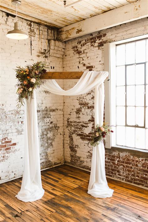 Snapdragon Floral Memphis And Elizabeth Hoard Photography Wedding