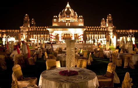 Its clear blue skies, glorious palaces and breathtaking lakes make the most splendid setting for a regal ceremony. Four Best Indian Theme Wedding Styles | Soundspirit - The ...