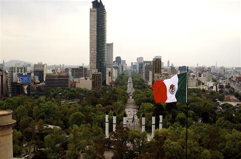 Bienvenido al campus ciudad de méxico, un lugar donde desarrollarás al máximo tu potencial, al recibir de los mejores y más capacitados profesores, los conocimientos y herramientas que te harán crecer en tu formación académica y como persona. File:Ciudad De Mexico.jpg - Wikimedia Commons