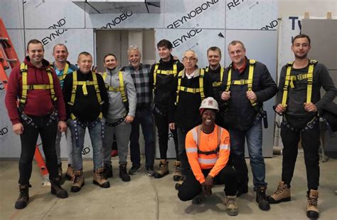 Ukrainian Refugees Becoming Carpenters In Ontario Ontario Construction News