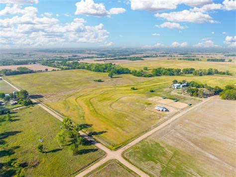 4.67 acres in Reno County, Kansas