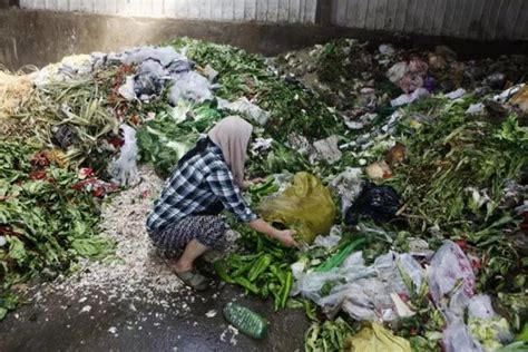 Tiap Tahun Penduduk Indonesia Buang Porsi Makan 125 Juta Orang