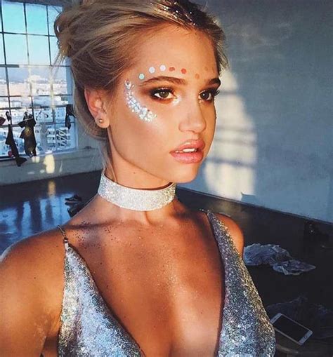 Maquiagem Com Glitter Para O Carnaval Veja Muitas Inspirações De Make Com Glitter Aprenda Como
