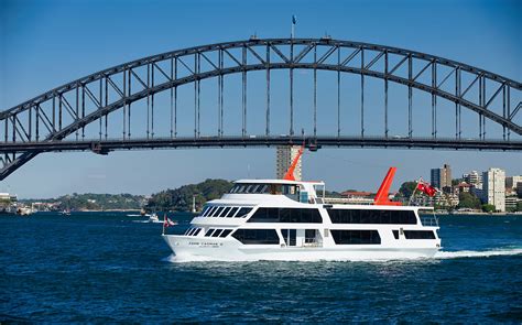 Sydney Harbor Cruises Luxury Cruises From The Sydney Harbor