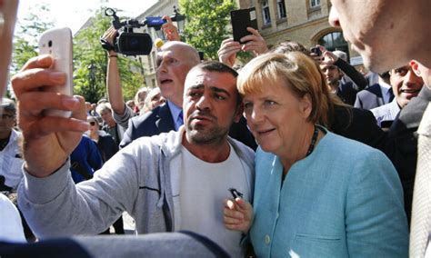 Angela Merkel Kåret Som årets Person Udland Dr