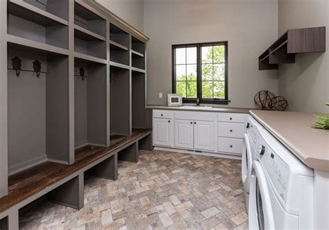 Art3d 10 sheets 12x12 peel and stick tile backsplash extra sticky,brick design in distressed red for kitchen, bathroom. Chicago Brick tile from #sunderlands, Sherwin Gauntlet ...