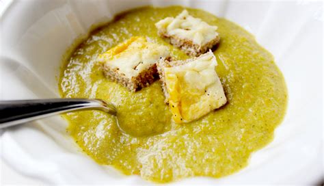 Recipe Low Fat Creamy Broccoli Soup With Cheddar Croutons Be Well Philly