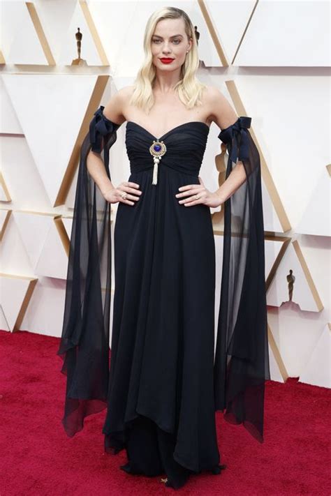 The 10 Best Dressed At The 2020 Oscars