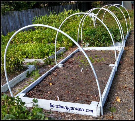 How To Build A Hoop Tunnel Outdoor Gardens Garden And Yard Garden Arch