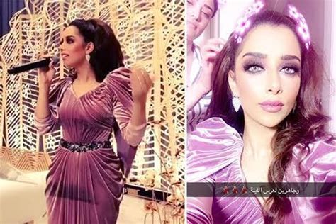 صور بلقيس فتحي بإطلالة مخملية ساحرة من تصميم طارق سنو ...
