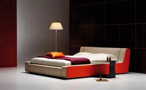 / kamar tidur dengan susunan ranjang seperti . Desain menarik untuk kamar tidur minimalis ala jepang ...