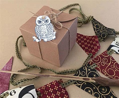 ♡ enjoy ♡ *template was made by me. Harry Potter DIY Cupcake Box | AllFreePaperCrafts.com