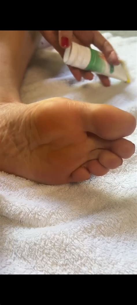 Lisa Snowdons Feet