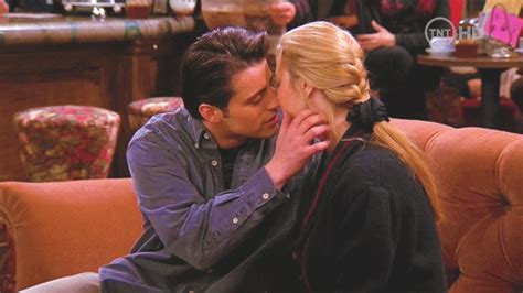 Phoebe Joey Dating On Friends Relationships