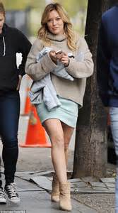 Hilary Duff On Brooklyn Set Of Younger In Bulky Sweater Daily Mail Online