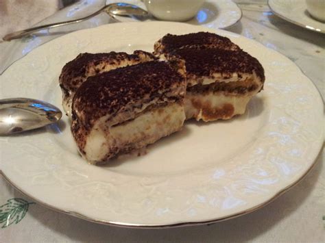 Nov 17, 2017 · hazır puding kıvamında, ondan çok daha lezzetli ev yapımı kakaolu puding tarifi karşınızda. İtalya'dan Tiramisu Tarifi