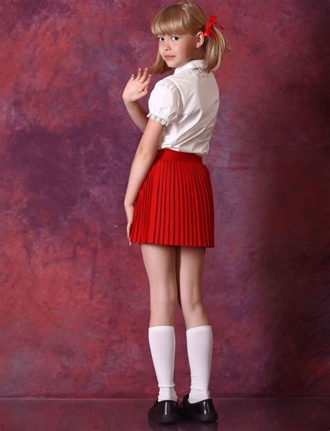 Young Cute Little Girl Model Telegraph