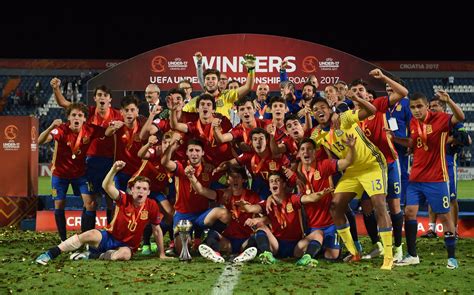 Maybe you would like to learn more about one of these? España sub-17 se proclama campeona de Europa al ganar en ...