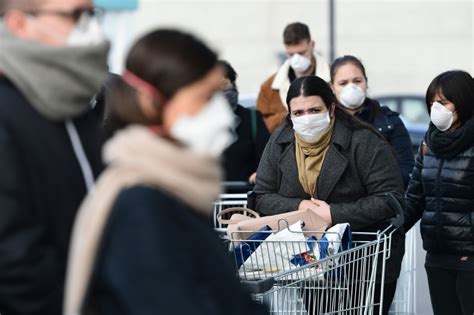 Es mucho más una medida de protección para el resto que de contención, insiste. URGENTE | Lisboa recua nas medidas de desconfinamento amanhã