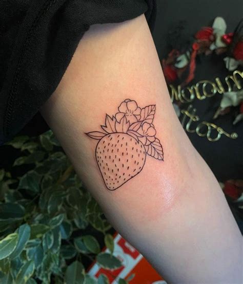 101 Best Strawberry Tattoo Ideas You Have To See To Believe