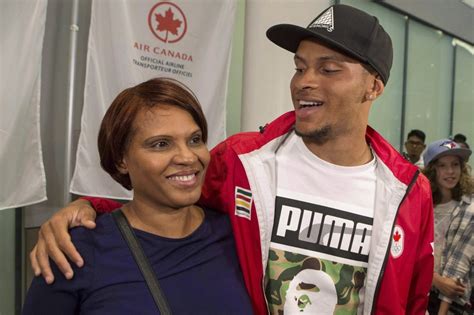 Maybe you would like to learn more about one of these? Andre De Grasse trades spikes for books, fulfilling promise to mom | CTV News