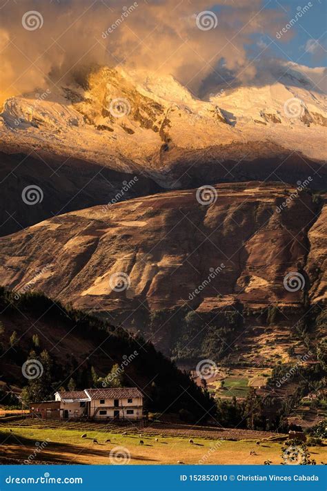 Little House At Peruvian Range Of The Andes Stock Photo Image Of Inca