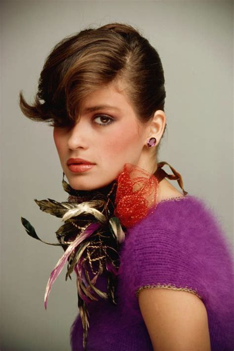 Gia Carangi Photographed By Stan Malinowski For Vogue December 1979