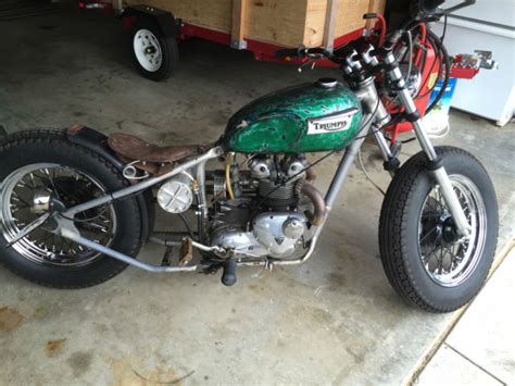 The triumph bonneville t100 was to be the donor bike and had to meet a few criteria. Triumph T100 1969 unit bobber chopper Lowbrow Chopcult ...