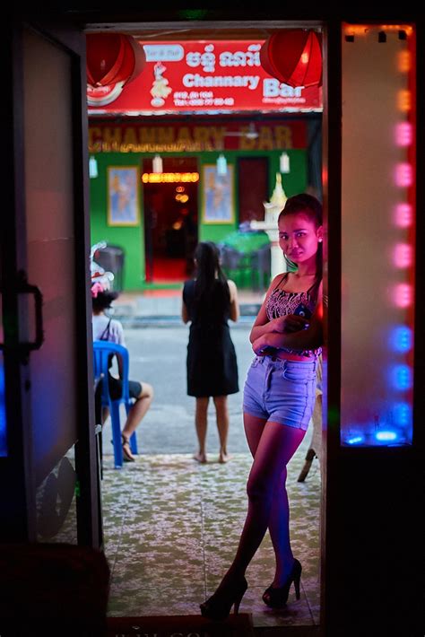 Cambodian Bargirl Phnom Penh Cambodia On My Last Days In Flickr