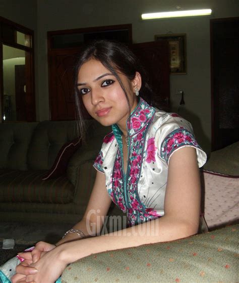 Pakistan Hot Girls From Pakistan With Loverand Many More