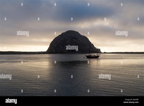 Morro Rock At Sunset Morro Bay California Usa Stock Photo Alamy