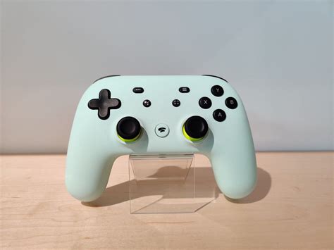 The Stadia Controller Can Now Wirelessly Connect To Your Android Phone