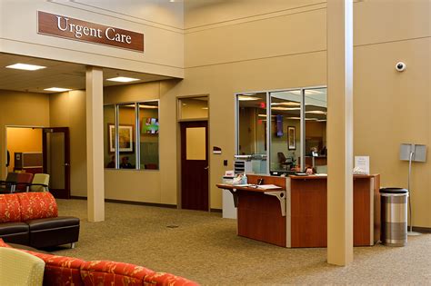 While urgent care is a convenient benefit for nonemergent symptoms, veterans should always consider talking with or seeing their primary care provider if they are concerned the urgent care location will not understand the complexities of their medical history or medications. Urgent Care - MU Health Care