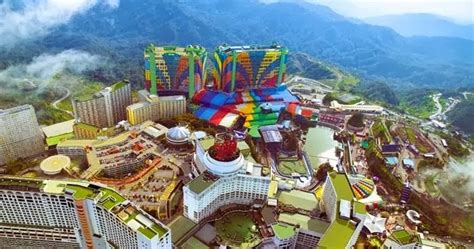 Skytropolis indoor theme park and happy bee farm & insect world are also worth visiting. Get FuN Here: The First World Hotel In Genting, Malaysia