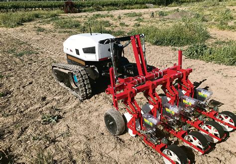 Small Electric Autonomous Tractors Build Big Time The Western Producer