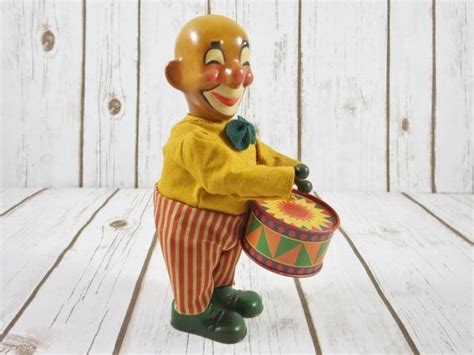 Vintage Wind Up Drumming Clown ~ Russ Antique ~ Collectible Wind Up Toy