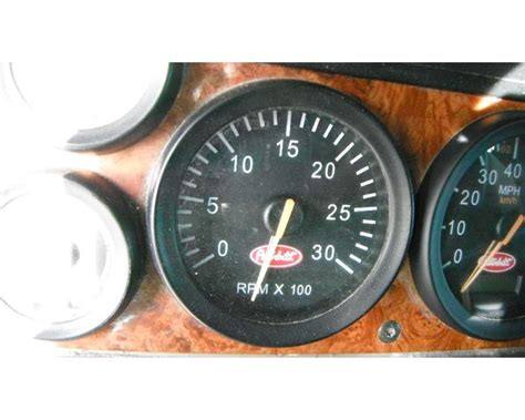 2002 Peterbilt 387 Tachometer For Sale Sioux Falls Sd 1705067001