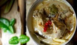 Industri tersebut tumbuh dan berkembang dengan merek yang bervariasi dengan ciri khas dan inovasi yang bervariasi pula. Cara Membuat Keripik Singkong Balado Sederhana - Sipendik