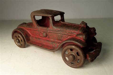 Vintage Antique A C Williams Cast Iron Toy Car Red Coupe 5 Arcade