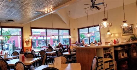 Diners Love The Restaurants On Columbia Road In Olmsted Falls