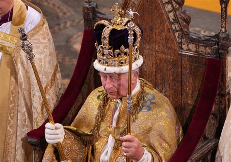 How The Stone Of Destiny In Englands Coronation Chair Was Once