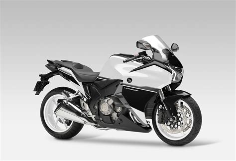 The v4 engine in the 2017. 2014 Honda VFR 1200 F: pics, specs and information ...