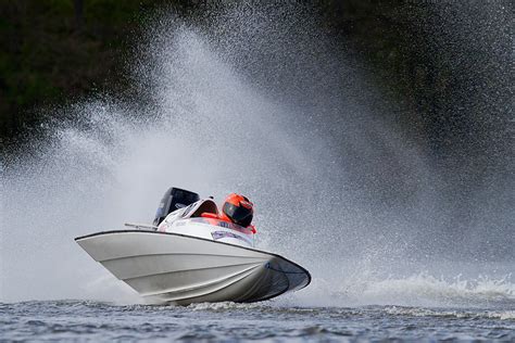 Outboards Mercury Racing And The High Performance Opportunity — Wave