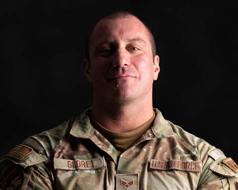 Holloman Airman saves five lives while on leave > Kirtland Air Force