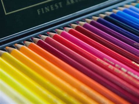 Best Coloured Pencils For Artists Brand Review
