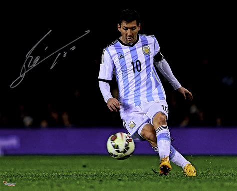 Authentic Autographed Soccer Photos Lionel Messi Argentina