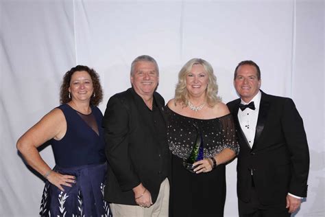 top travel agents recognized during awards ceremony at 2018 dream vacations cruiseone and