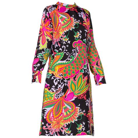 1960 s 1960 70 s mod psychedelic neon floral paisley dress for sale at 1stdibs neon paisley