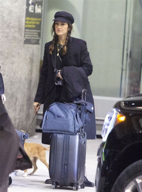 June 24, 1980) is an american actress and model. MINKA KELLY Arrives at Airport in Toronto 03/07/2019 - HawtCelebs